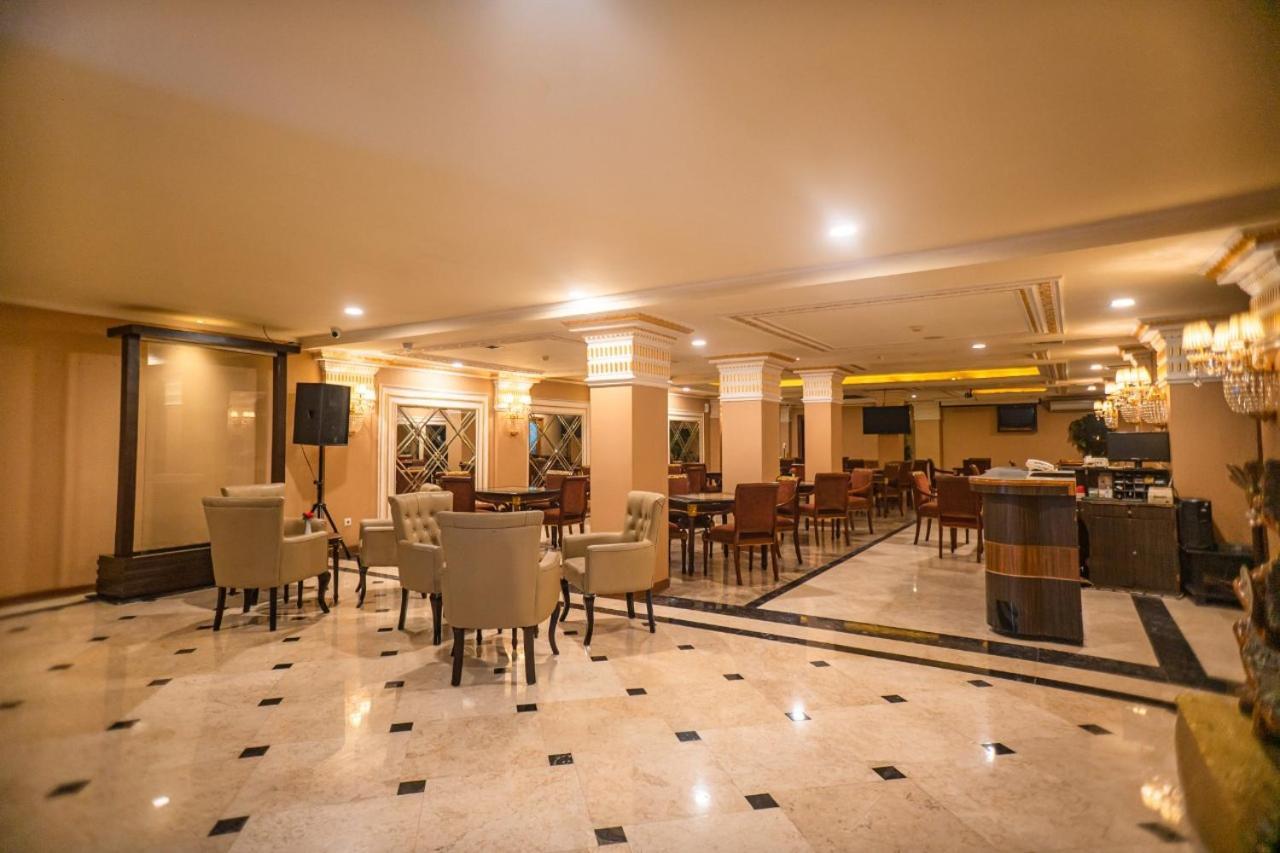Olympic Hotel Джакарта Экстерьер фото