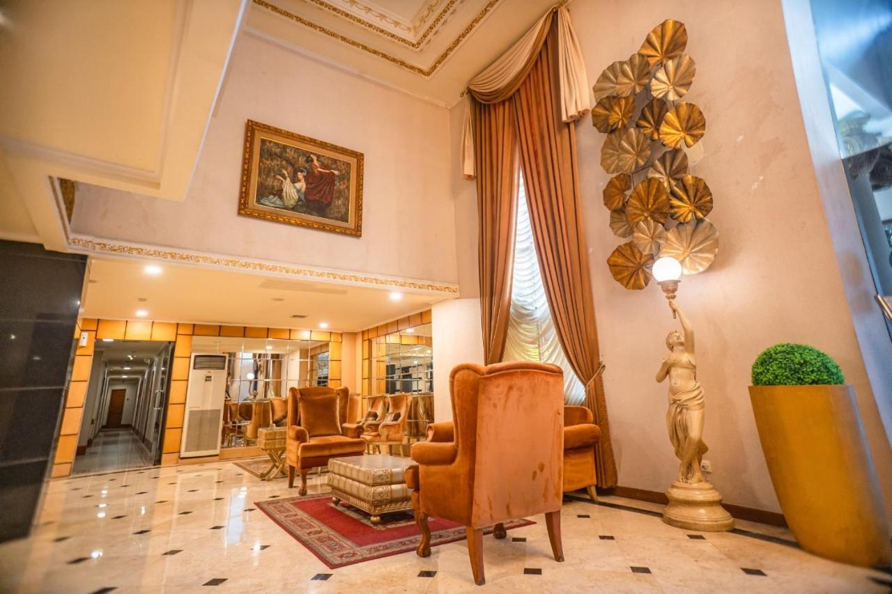 Olympic Hotel Джакарта Экстерьер фото