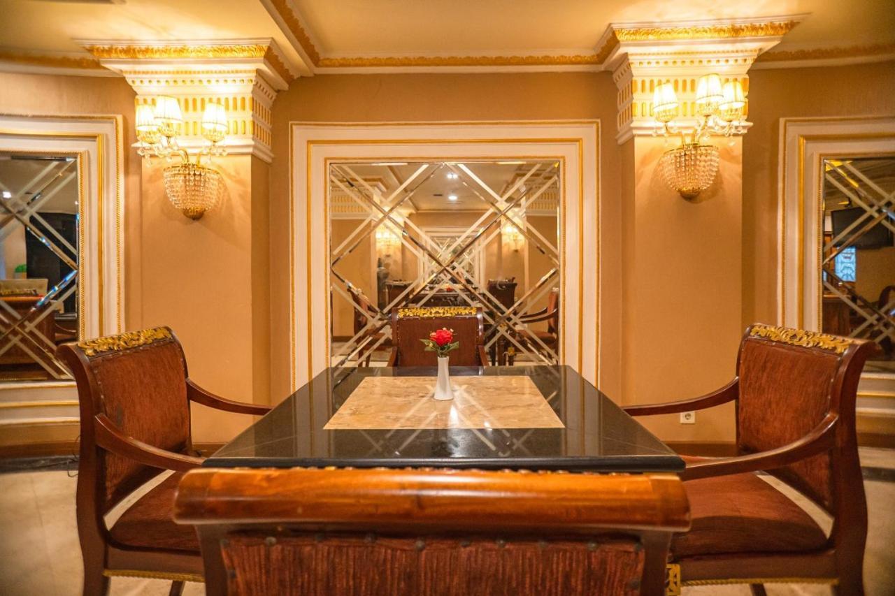 Olympic Hotel Джакарта Экстерьер фото