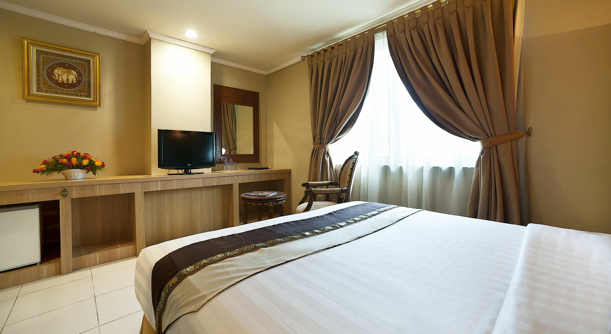 Olympic Hotel Джакарта Экстерьер фото